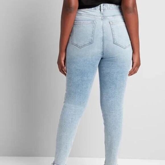 Lane Bryant Signature Fit High-Rise Pull-On Jegging Stone Light Wash Size 22 - Picture 2 of 8